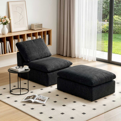 Fauteuil une place sans accoudoirs en chenille avec repose-pieds et coussin pour salon ou appartement