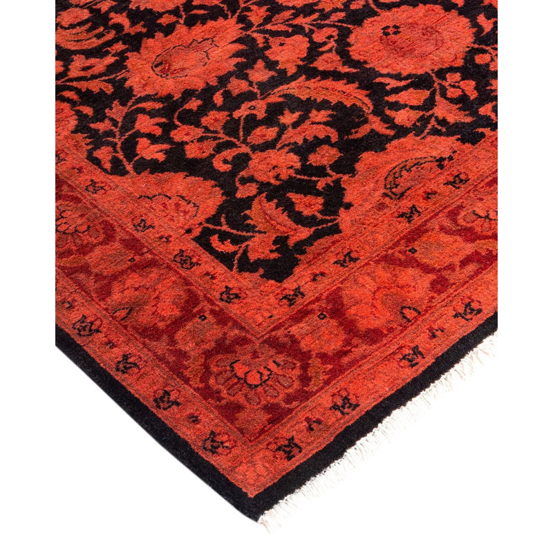 Fine Vibrance One-of-a-Kind 3' 2" X 4' 10" Hand Knotted Area Rug
