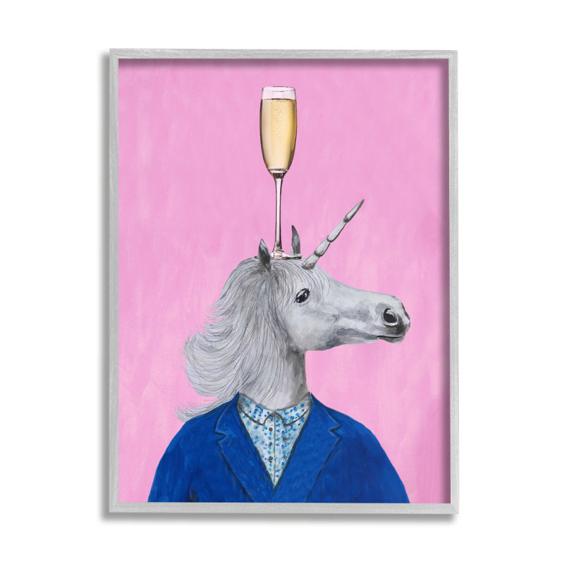 Licorne portant un costume et une coupe de champagne sur fond rose par Coco de Paris - Peinture, H 30 po x l 24 po x P 1,5 po