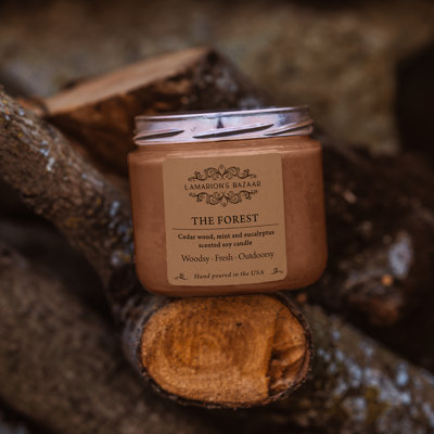 Bougie parfumée cèdre blanc, menthe poivrée et eucalyptus