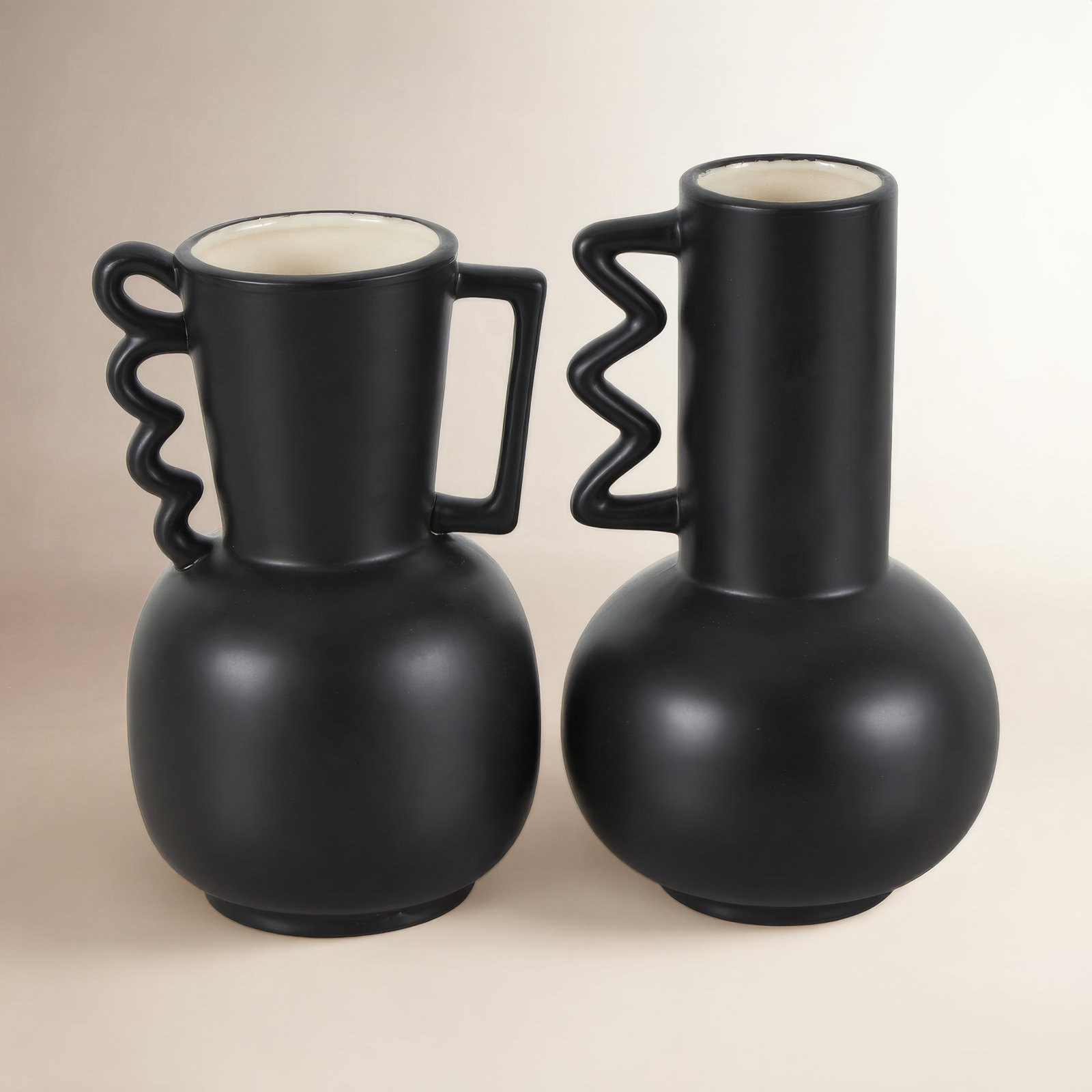 Divina 9.8'' Ceramic Table Vase