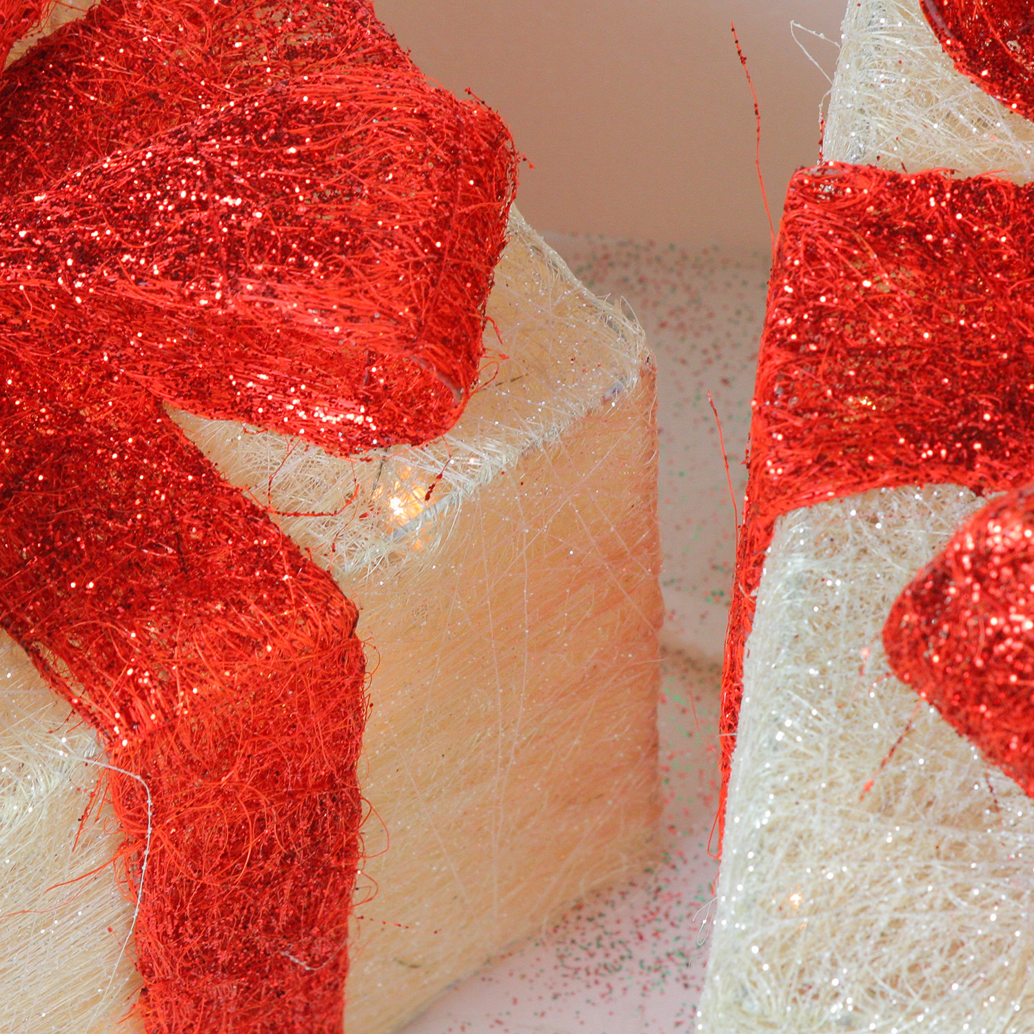 Lighted Christmas Gift Box Set, Off White