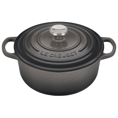 Le Creuset Signature Enameled Cast Iron Round Dutch Oven with Lid