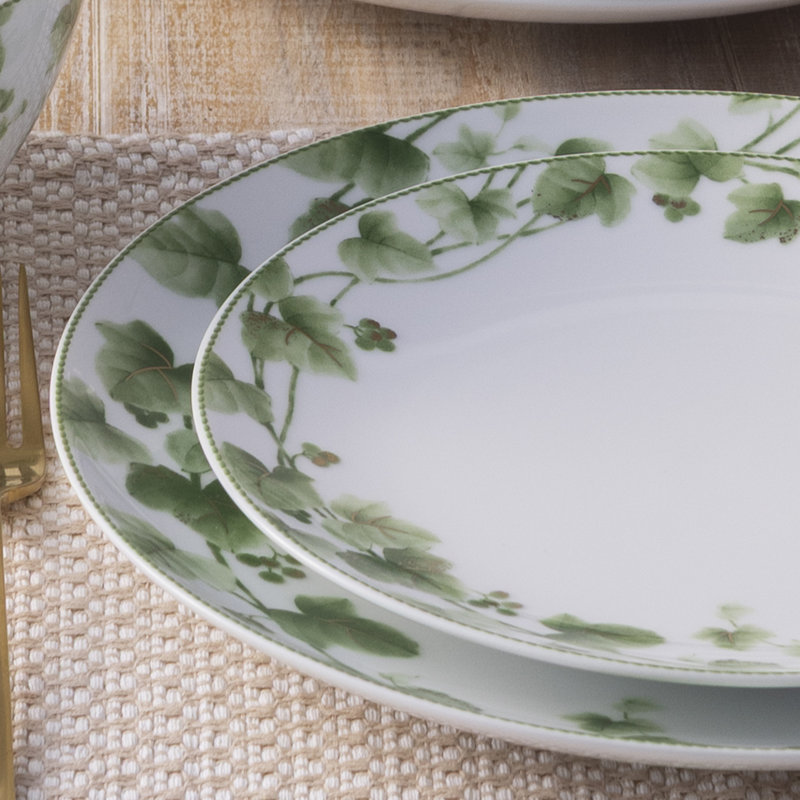 Noritake Ivy Whisper 12-Piece Dinnerware Set, Service for 4