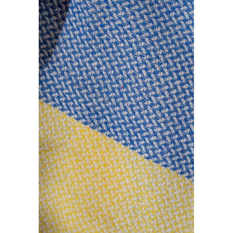 Luxurious Fouta Beach Towel, 100% Cotton, 39.4 x 70.9 inches | Soft, Lightweight, 7.9 oz/sq ft | Ideal for Beach, Pool, and Spa | Quick-Drying, Easy Care - Gentle Wash at 104°F, Tumble Dry Low