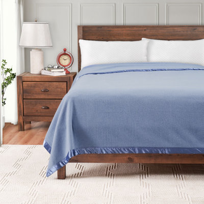 Jackaroo  Lightweight & Hypoallergenic Merino Wool Blanket