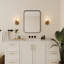 Élégant miroir encadré en aluminium avec coin arrondi pour une décoration intérieure élégante-508619688-512941706-513305233