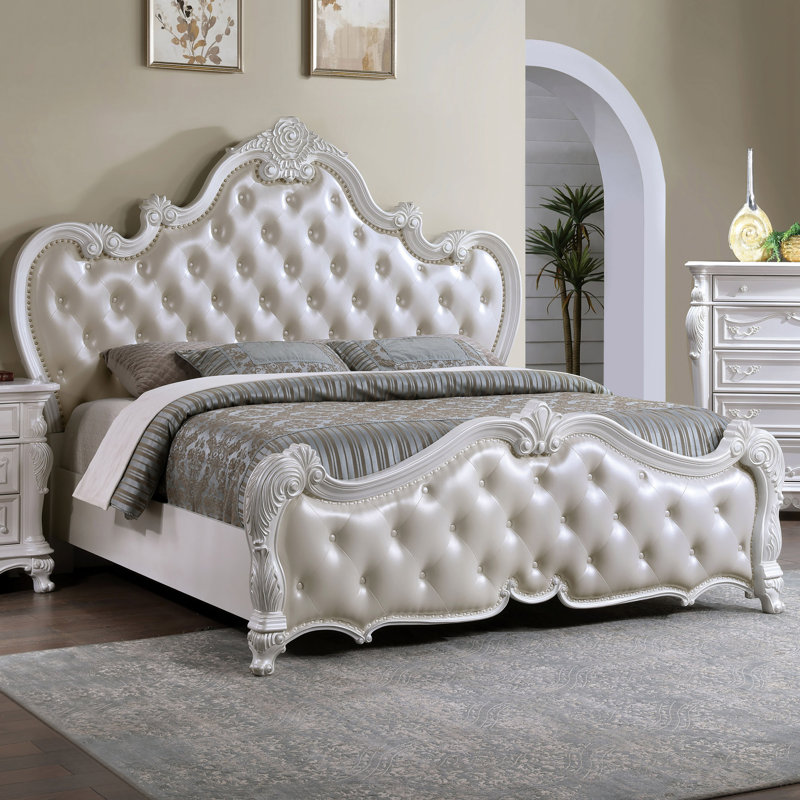 Telven Bed, White/Beige, Queen