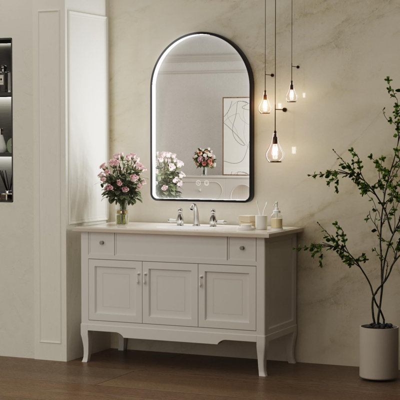 Miroir arqué 24 po x 36 po à DEL avec cadre noir pour salle de bain avec lumières