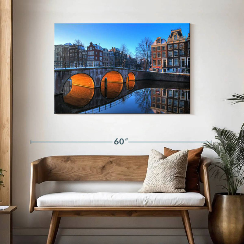 Canal Sireci à Amsterdam, H 30 po x l 45 po