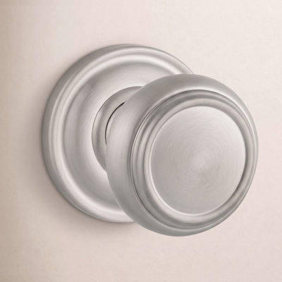 Traditional Privacy Door Knob with Traditional Round Rose