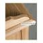 Armoire d'appoint en bois naturel de style bohémien avec détails ornés de porte
