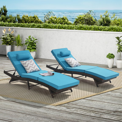 Ensemble de 2 chaises longues d'extérieur en osier pour l'extérieur, chaise longue inclinable en osier pour bronzer jusqu'à 150 ° sur la plage au bord de la piscine