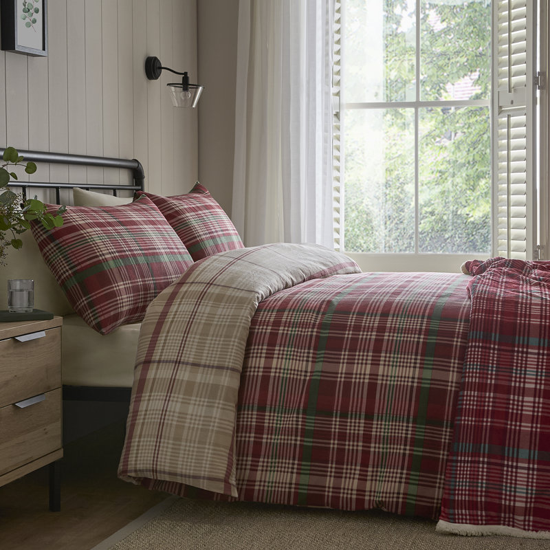 Bennet Check Chequered Blanket