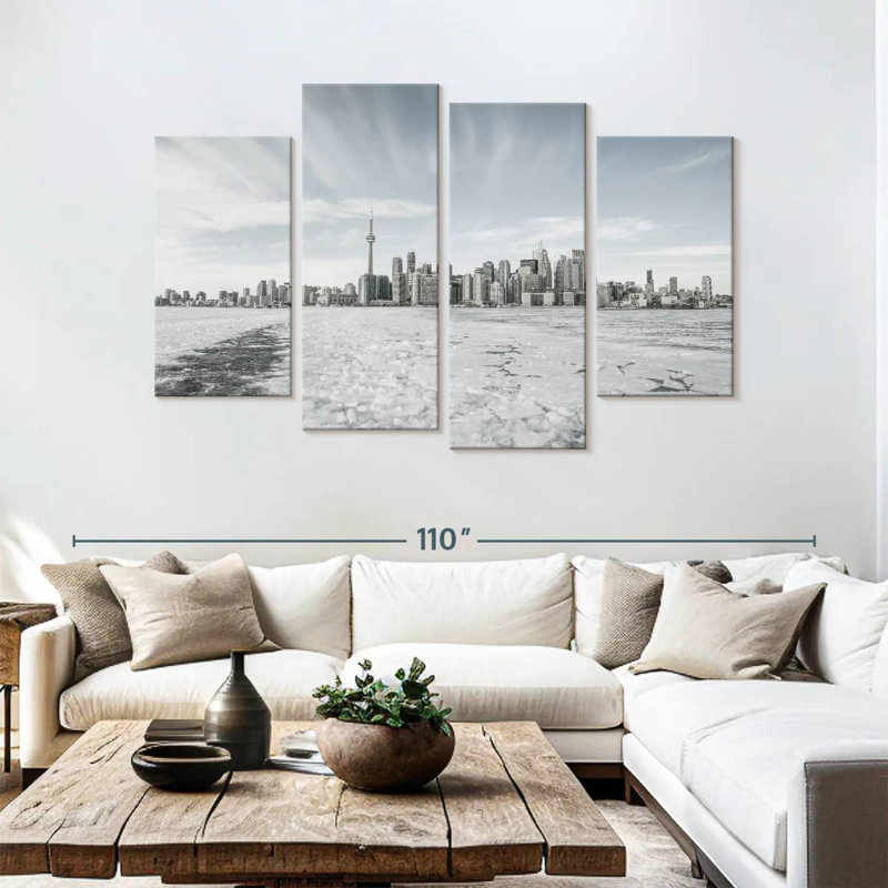 Toronto winter skyline Sireci