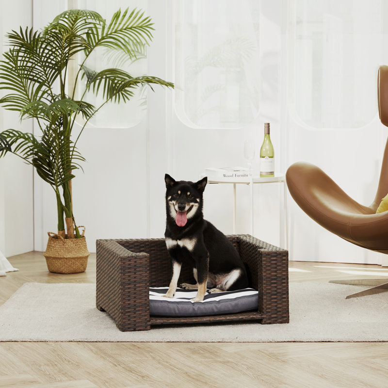 Teamson Striped Polyester Pet Bed