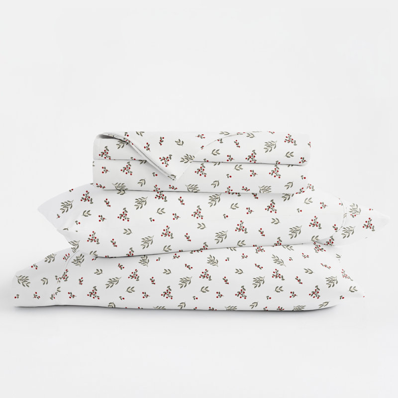Holiday  Sheet Set, Winter Berries Christmas Pattern, Twin Size Bedding, Twin Sheet Set with 1 Pillowscase