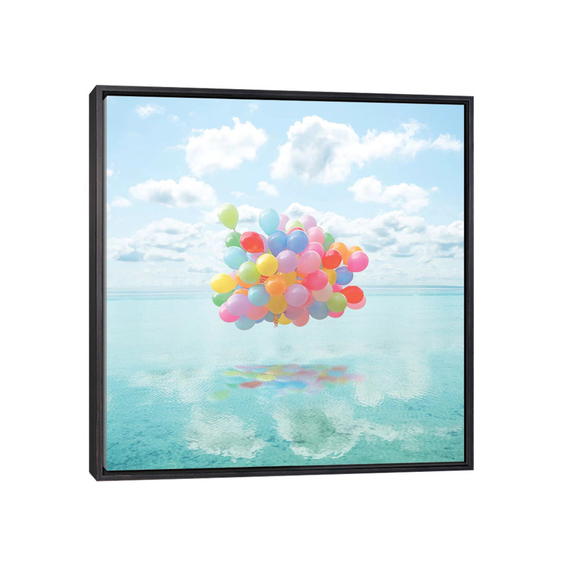 Dancing on Water par Erin Summer-impression d’art graphique, Toile avec cadre noir patiné, H 37 po x l 37 po x P 1,5 po