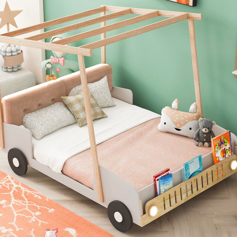 Lit voiture en bois naturel avec coussin doux, flanelle et laine confortable