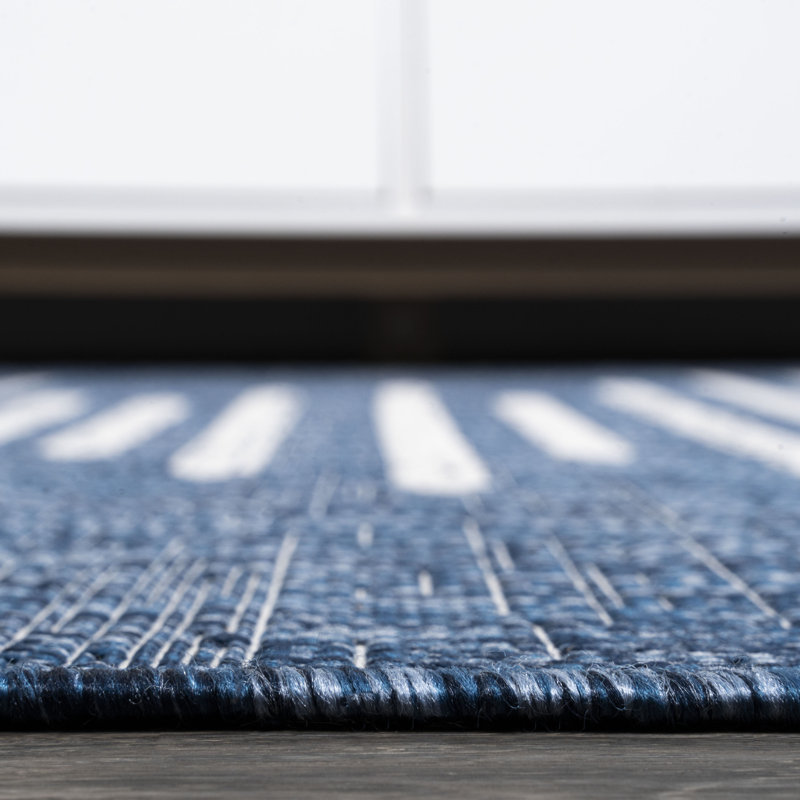 Grundy Berber Stripe Geometric Blue/Ivory Indoor/Outdoor Rug, Round 5'3"