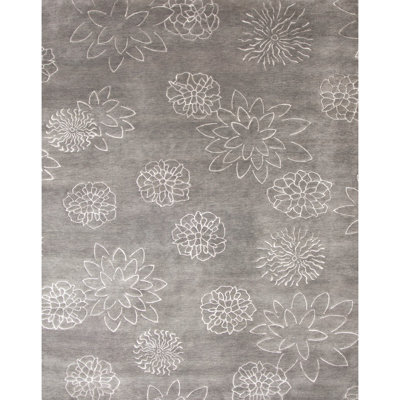 Himalayan Floral Area Rug in Gray