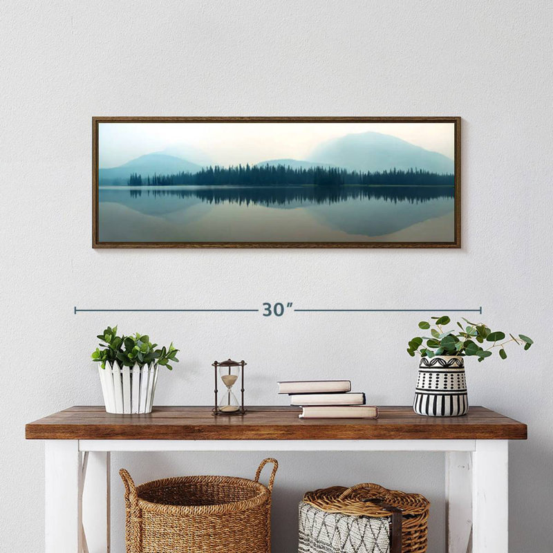 Lakeside Mountain Forest, 28 po x 10 po, Cadre flottant noyer