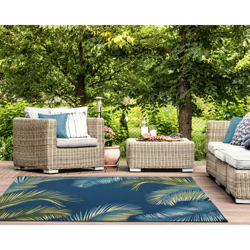 Shira Floral Indoor / Outdoor Rug, Rectangle 4'10" x 7'6"