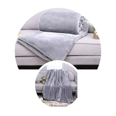 Tascherau Throw