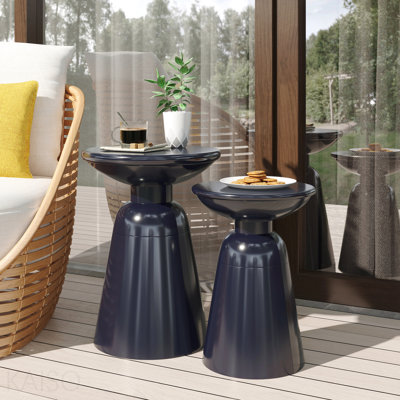 Ensemble de 2 tables d'appoint en fer Serenita