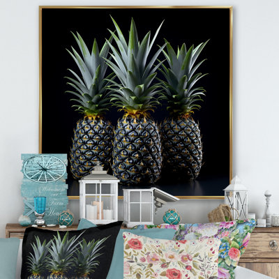 «Spiky Pinapple Shadows» sur toile