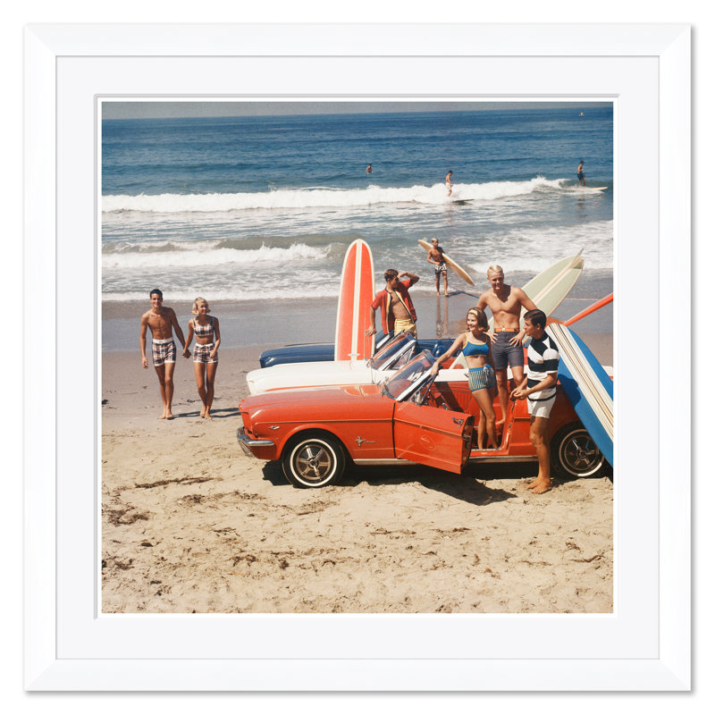 "Getty Images," Friends s'amusant sur une plage ", archives Tom Kelley"
