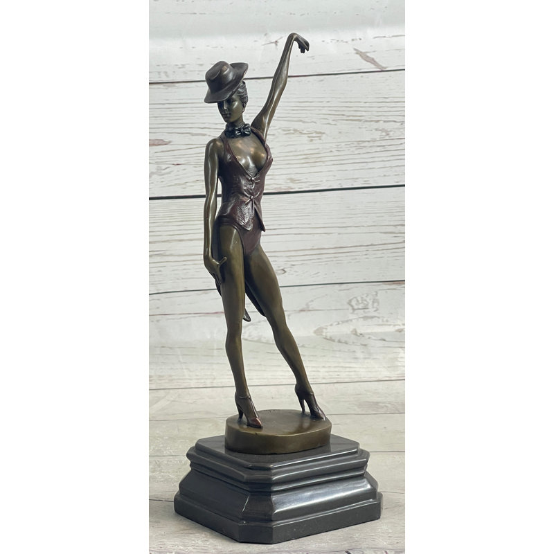 Figurines et sculptures dumaniennes