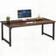 Grand bureau d'ordinateur moderne et robuste-1042979487