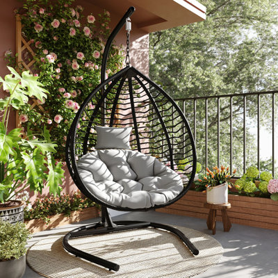 Chaise hamac suspendue d'intérieur pour l'extérieur avec support, balançoire en rotin pliable avec coussin moelleux et appui-tête amovible pour le porche, le jardin, le balcon et l'intérieur