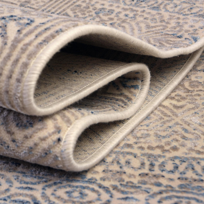 Laquina Oriental Indoor Rug, Rectangle 4' x 5'10"