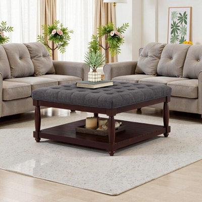 Grande table basse carrée avec repose-pieds