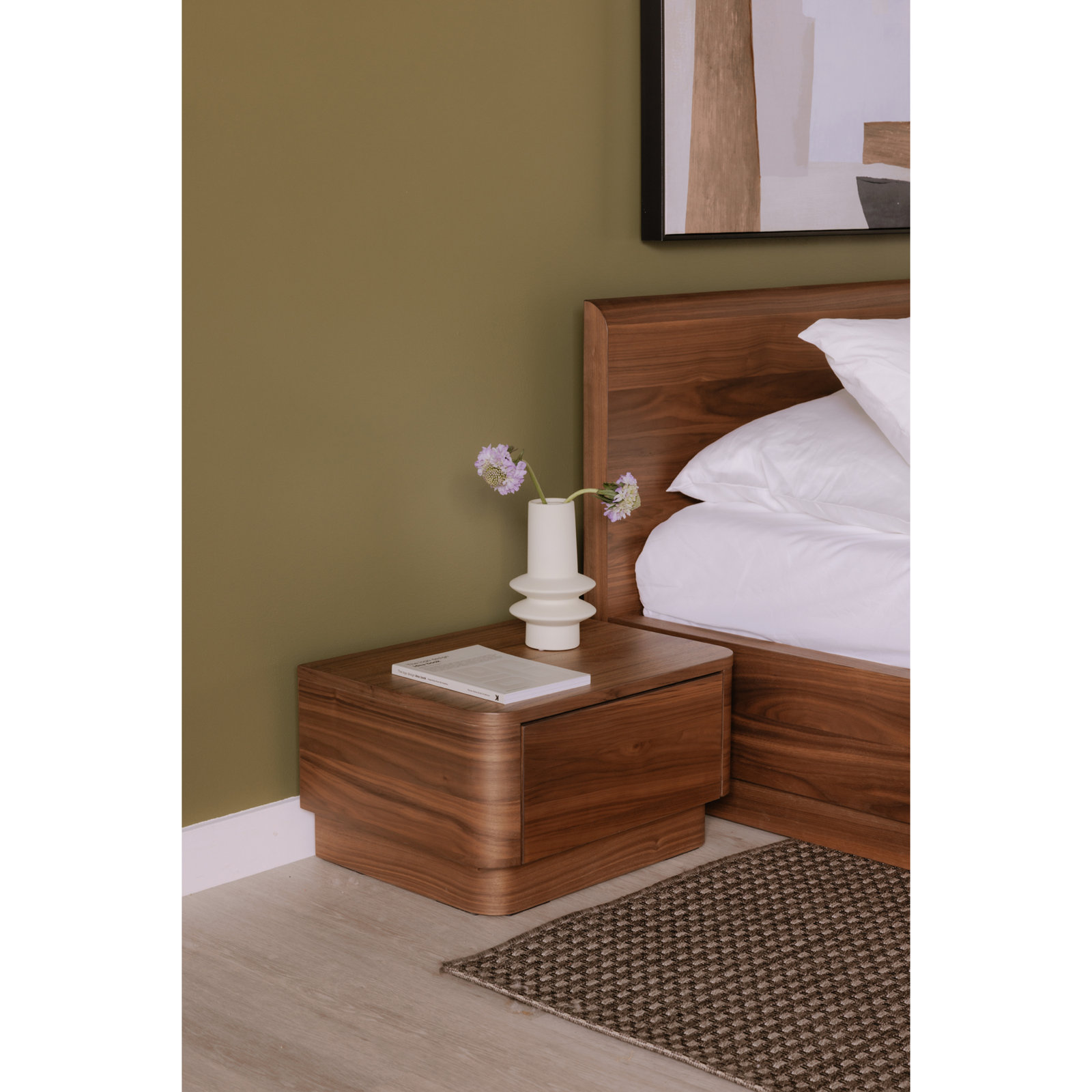 Mille Platform Bed, Queen, Walnut