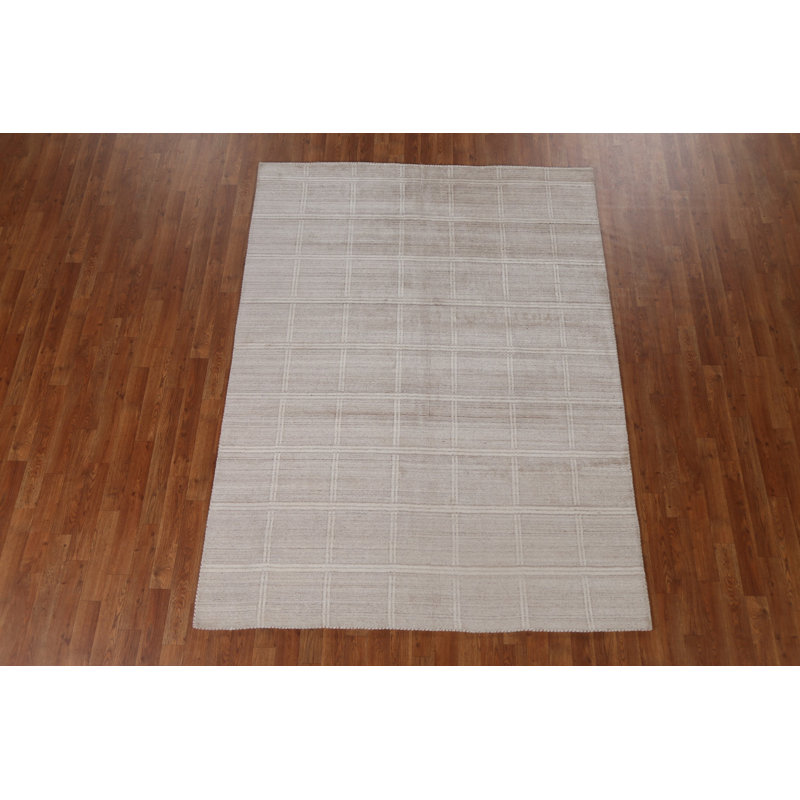 Tapis gris clair en soie noué à la main de conception unique 5 pi 7 po x 7 pi 6 po