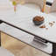 Table de bar moderne et simple.-1093788671