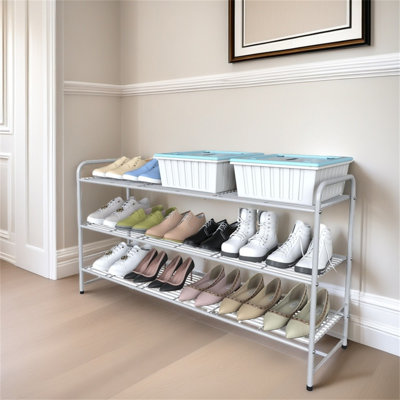 3-Layer Metal Shoe Rack With Adjustable And Stackable Capacity, Used For Wardrobe Entrance