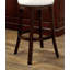 Chaises de bar 2 pièces 25 po soutenues par de riches pieds en bois foncé. Les sièges et les dossiers rembourrés en tissu offrent une assise confortable en chêne foncé / blanc-1232570420