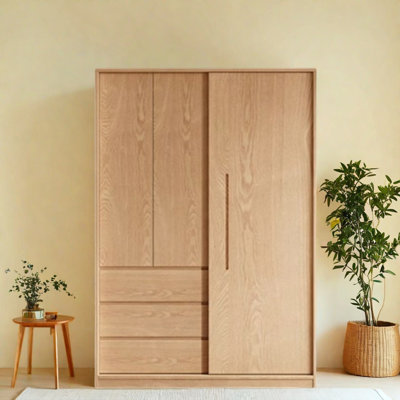 Garde-robe simple en bois