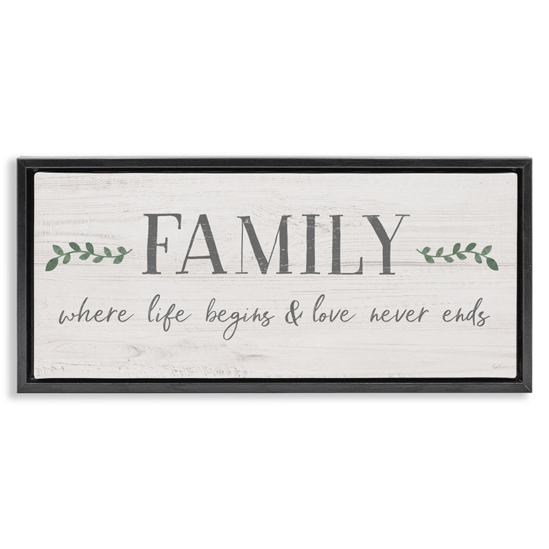 «Love Never Ends Family», H 11 po x l 25 po, Cadre flottant noir de jais