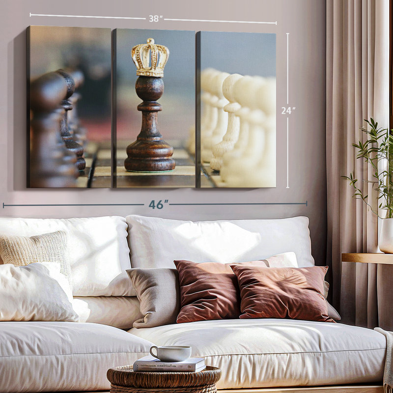 «Chess Pawn Queen», 3 pièces sur toile, H 24 po x l 38 po x P 1,25 po