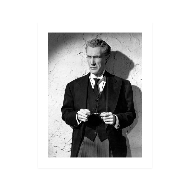 John Carradine regardant ailleurs, H 10 po x l 8 po