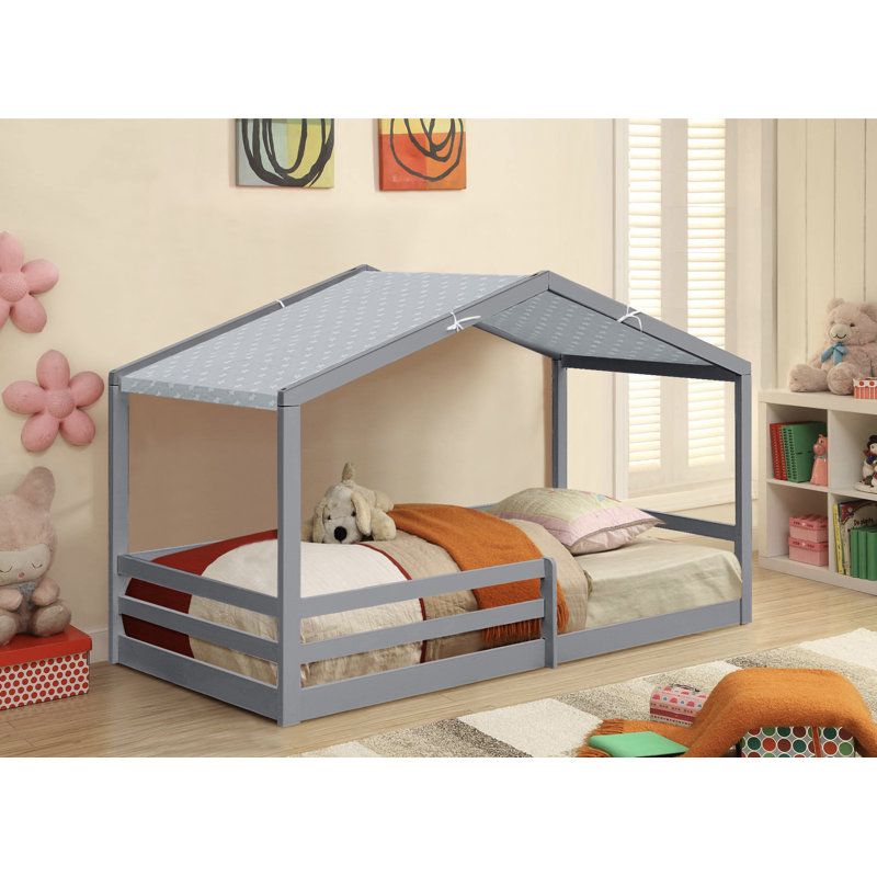 Britney Standard, Gray
