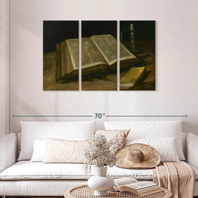Adella nature morte avec la bible