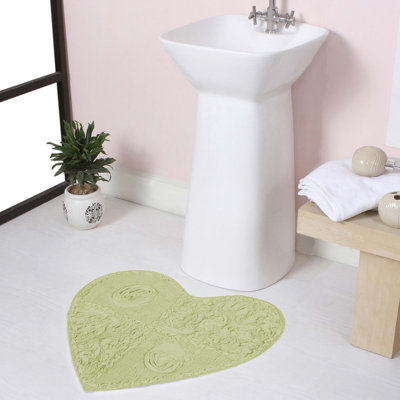 Schoenberger Heart Bath Rug 25"x25"