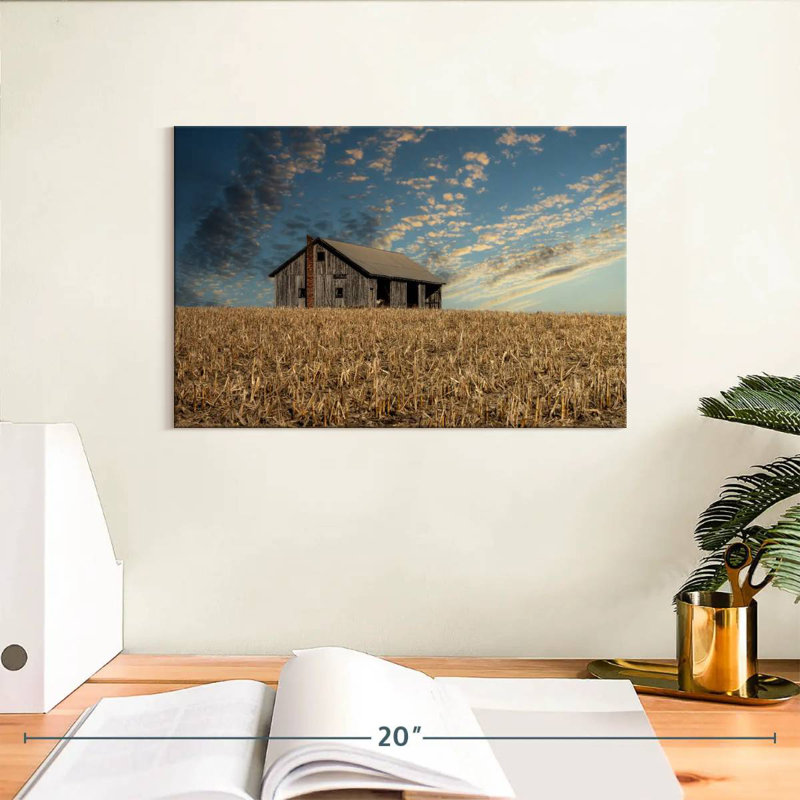 Lilie Rustic Countryside Barn, 8" H x 12" W