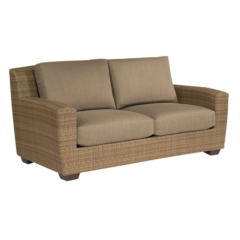 Causeuse d'extérieur en osier avec coussins de 65 po de largeur Saddleback, Toile spa Sunbrella®